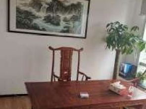 广州大型二手办公家具城 实木茶桌与中式仿古茶台的魅力